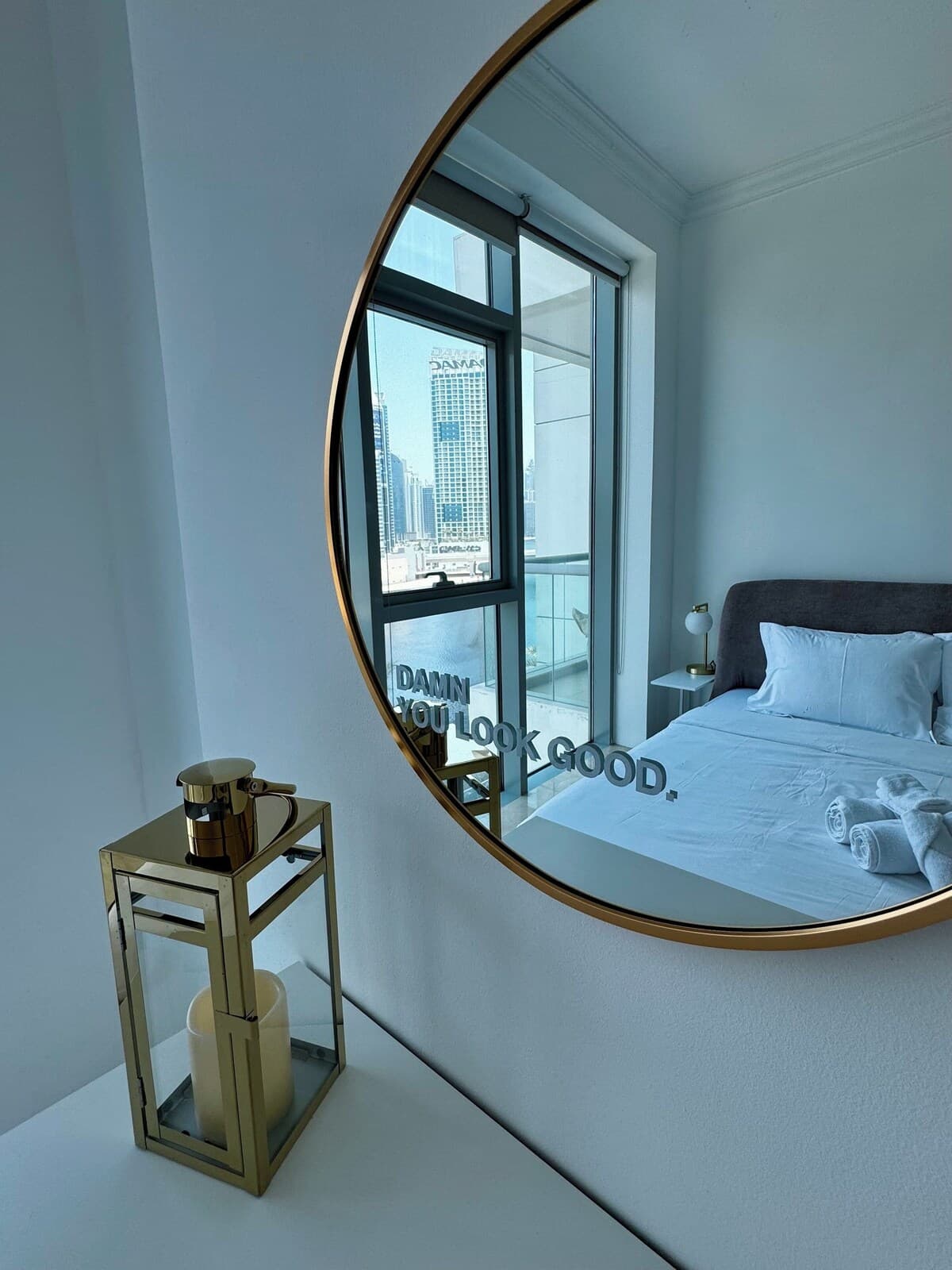 Noma Fairview - Atemberaubende Wohnung mit Blick auf den Burj Khalifa in der Business Bay - Schlafzimmer