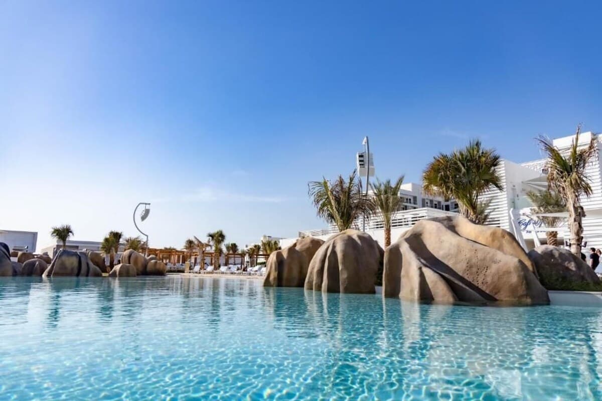 Ultra-Luxus-Royal-Suite auf der Insel Yas in Abu Dhabi - Pool