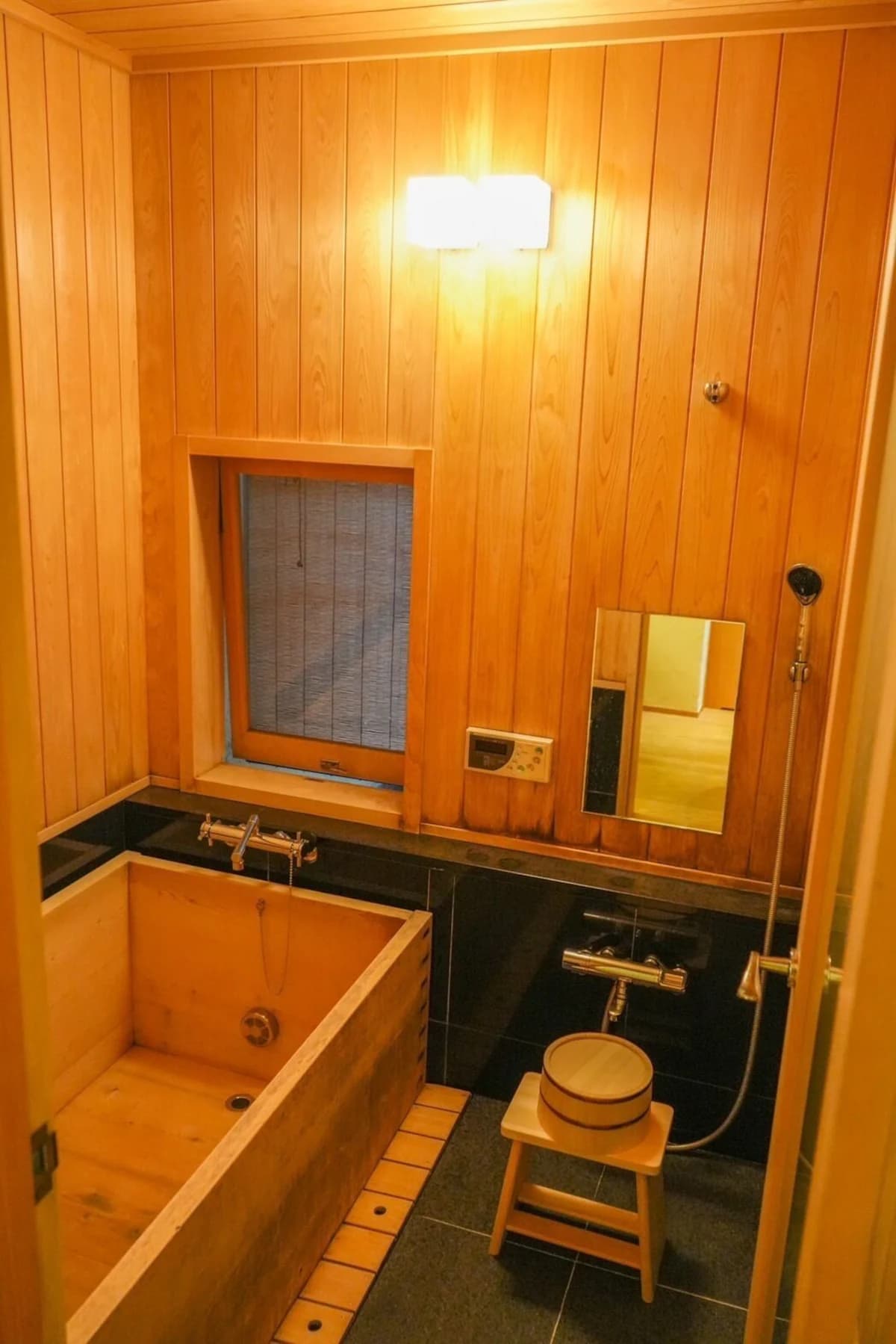 Vermietung eines einzelnen Gebäudes eines Kyomachiya - Badezimmer