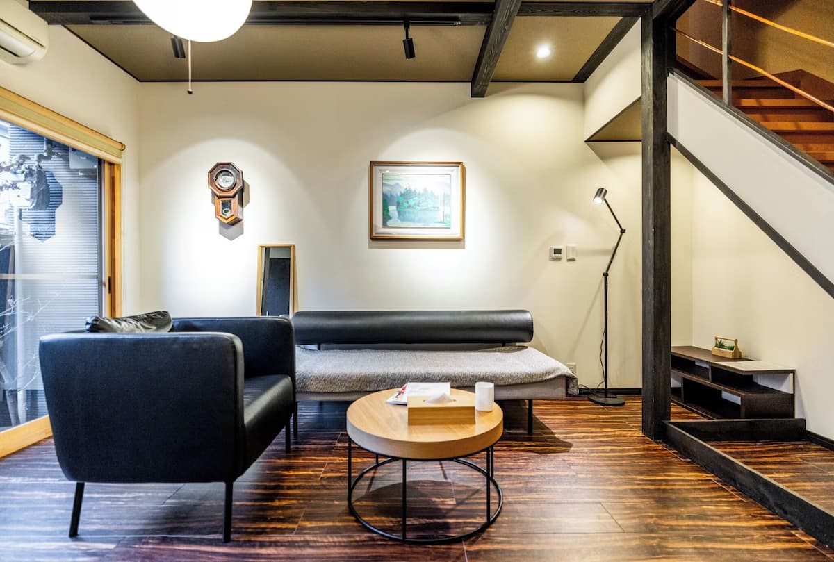3 Minuten Fußweg zum Hankyu Arashiyama Max 5 ppl 1F 2F Haus - WushiArashiyama / Kyoto - Wohnbereich