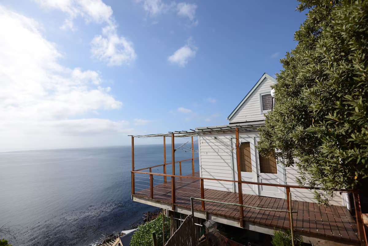 Whale Cove Cottage - Beobachten Sie das Meer von Ihrem Bett aus - Außenbereich