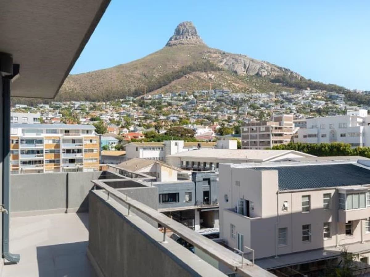 Möbliertes Duplex Penthouse Apartment - Unterkunftsgelände