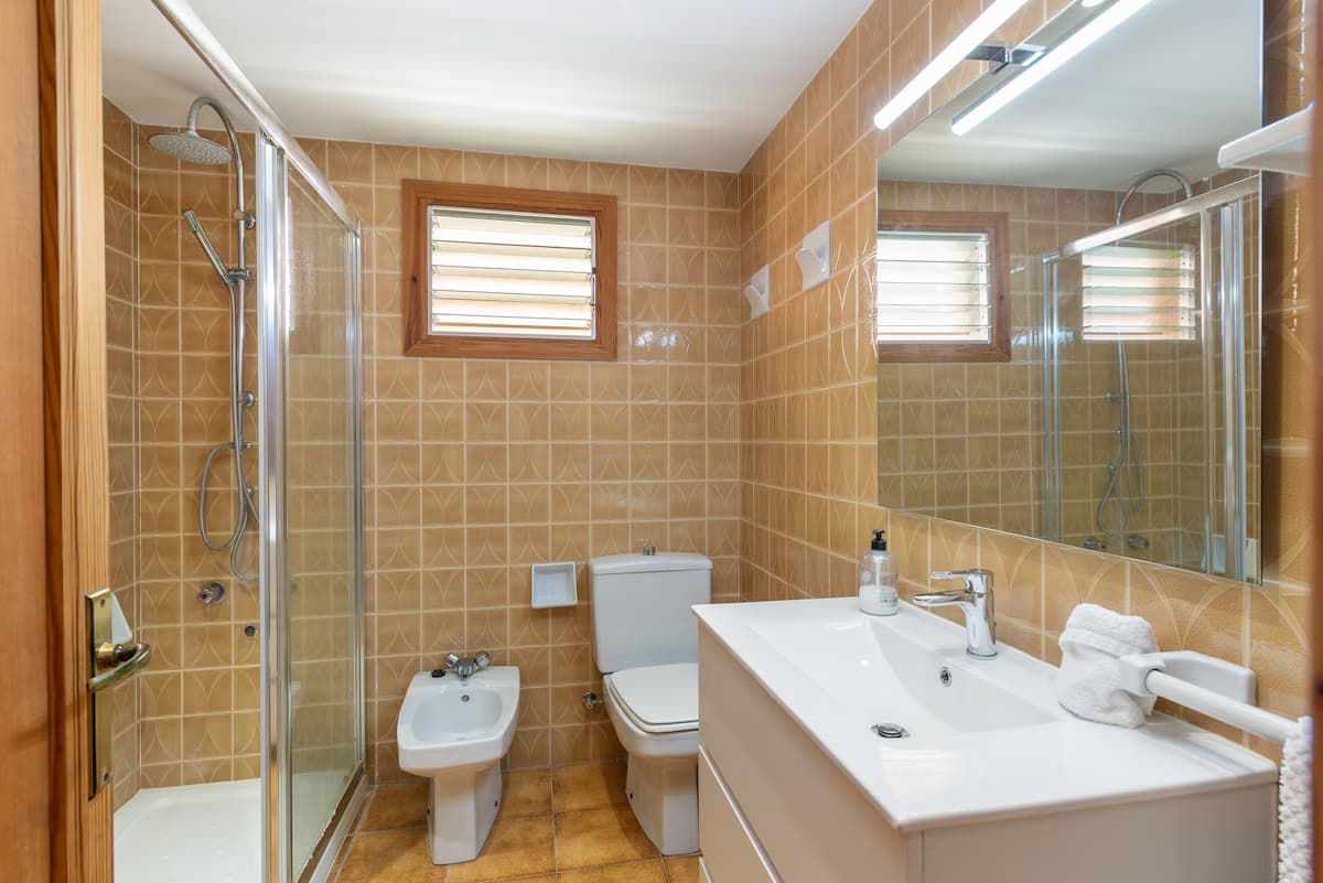 CAN CONFIT - Apartment mit Terrasse in Can Picafort - Badezimmer