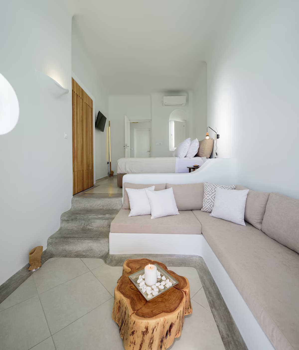 Liegt an der atemberaubenden Caldera von Imerovigli - Schlafzimmer