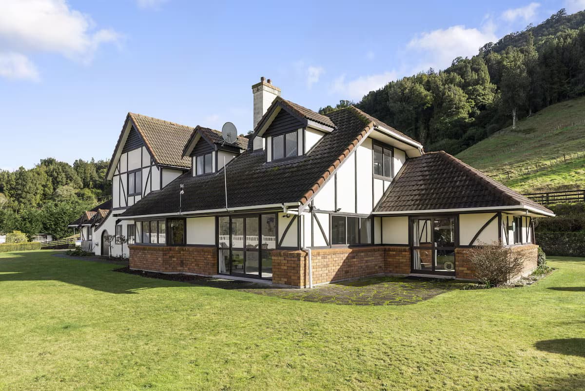 Skyline Mountain View Lodge bis zu 16 Personen - Außenbereich