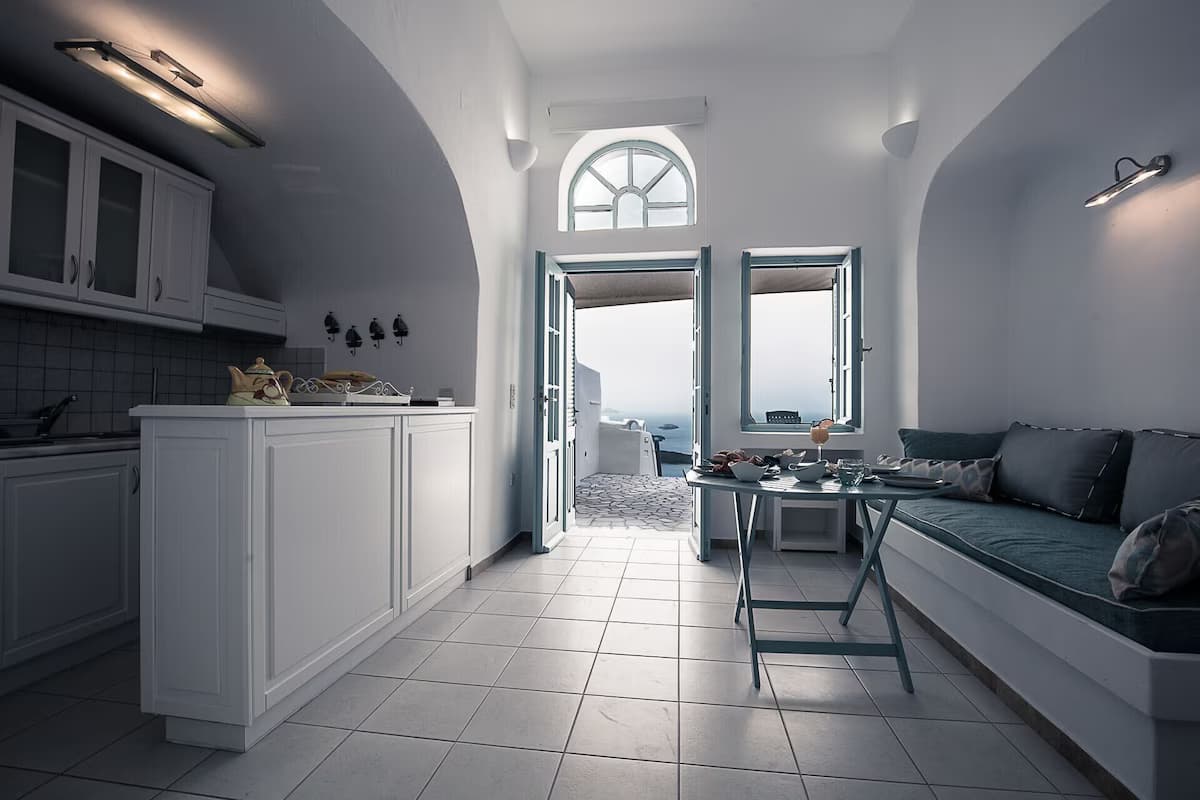 Fantastische Villa auf Santorin | Caldera Serene House | 3 Schlafzimmer | Privates Tauchbecken & atemberaubender Meerblick | Imerovigli - Küche