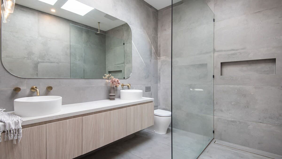 Lexikon Haus mit Pool - Badezimmer
