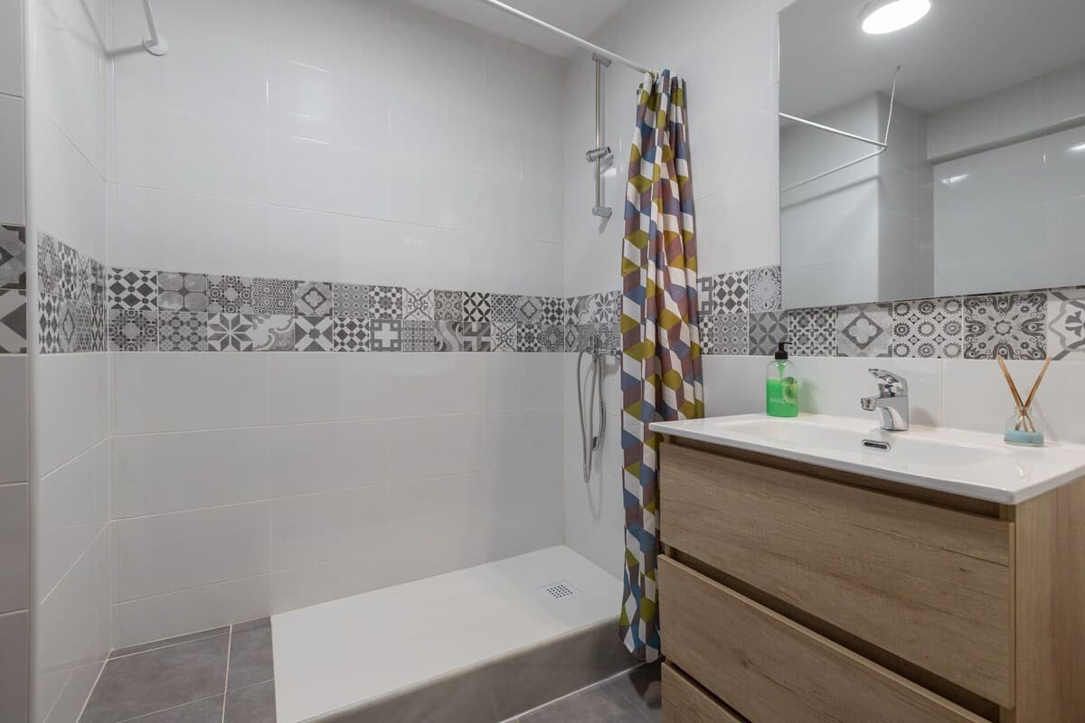 Ferienwohnung "Fantástico Apartamento Vacaciones" mit Klimaanlage und WLAN - Badezimmer