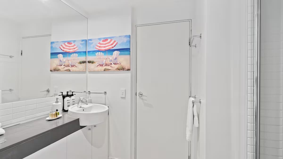 Belle Escapes - 405 Harbour Lights - Badezimmer