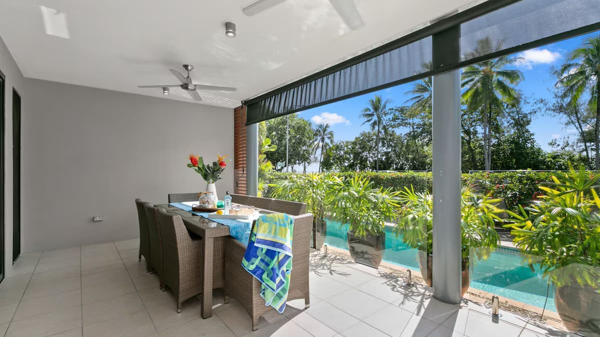 Apartment am Strand mit Meerblick - Speisen im Freien
