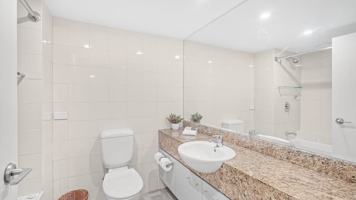 Belle Escapes Drift Beachfront Resort Suite 1304 - Badezimmer