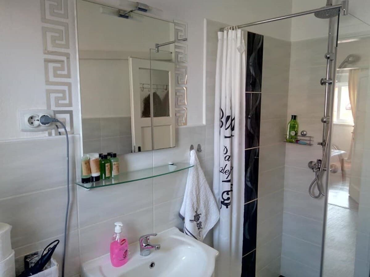 Delux Wohnung Helena - Badezimmer