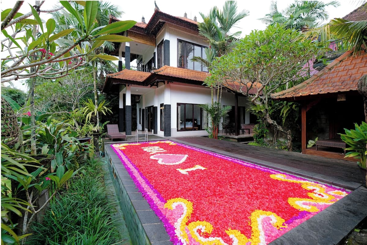 Wegy House-3-Bett-Zimmer im Zentrum von Ubud Whit Private Pool in den Dschungel - Außenbereich