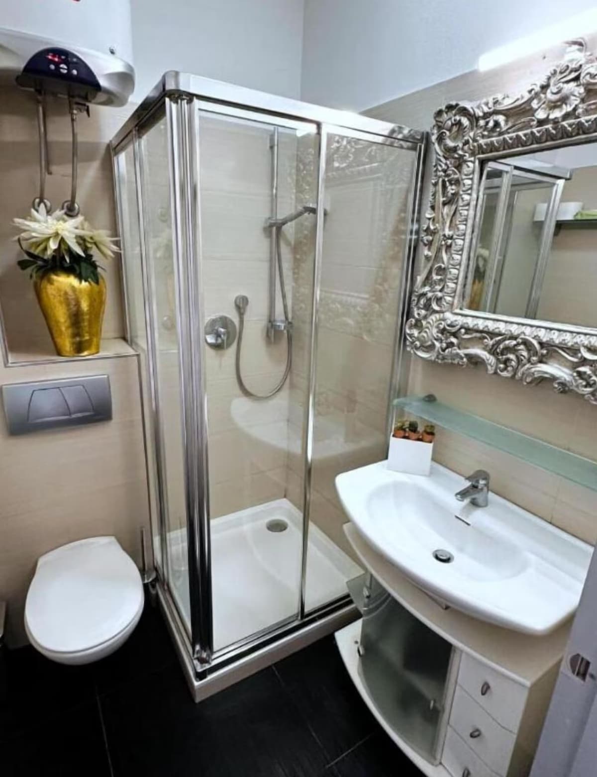 Marita luxury residence - gratis parking - Badezimmer