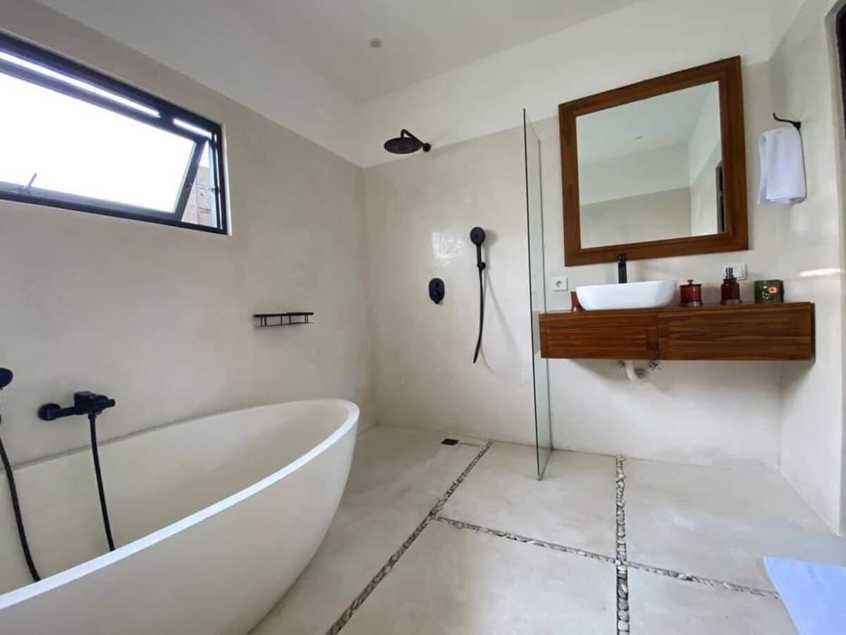 Charmante 1-Schlafzimmer-Villa im bezaubernden Ubud mit AC, WiFi und Blick auf die Ricefields - Badezimmer