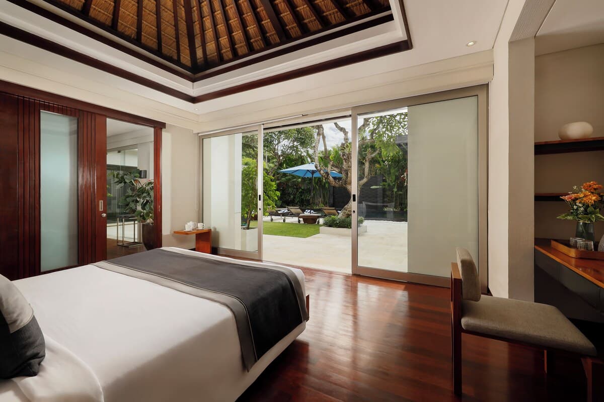 Luxuriöse Villa mit drei Schlafzimmern in der Nähe des Strandes Jimbaran - Schlafzimmer