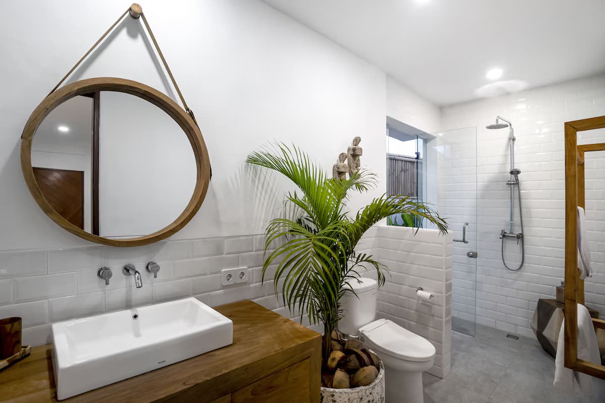 **NEU** Wunderschöne 2BR Villa 10 Minuten zu Fuß zum Strand - Badezimmer