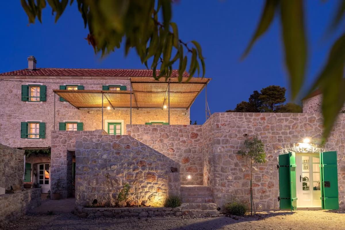 Peaceful & Secluded Retreat House on the island of Hvar - Außenbereich