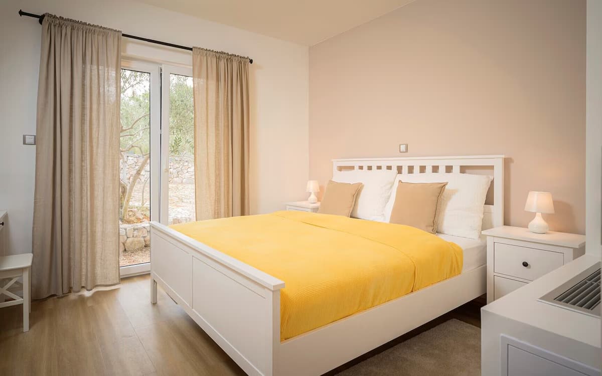 Moderne Vier-Schlafzimmer-Villa mit eigenem Pool und schönen Meerblick - Schlafzimmer