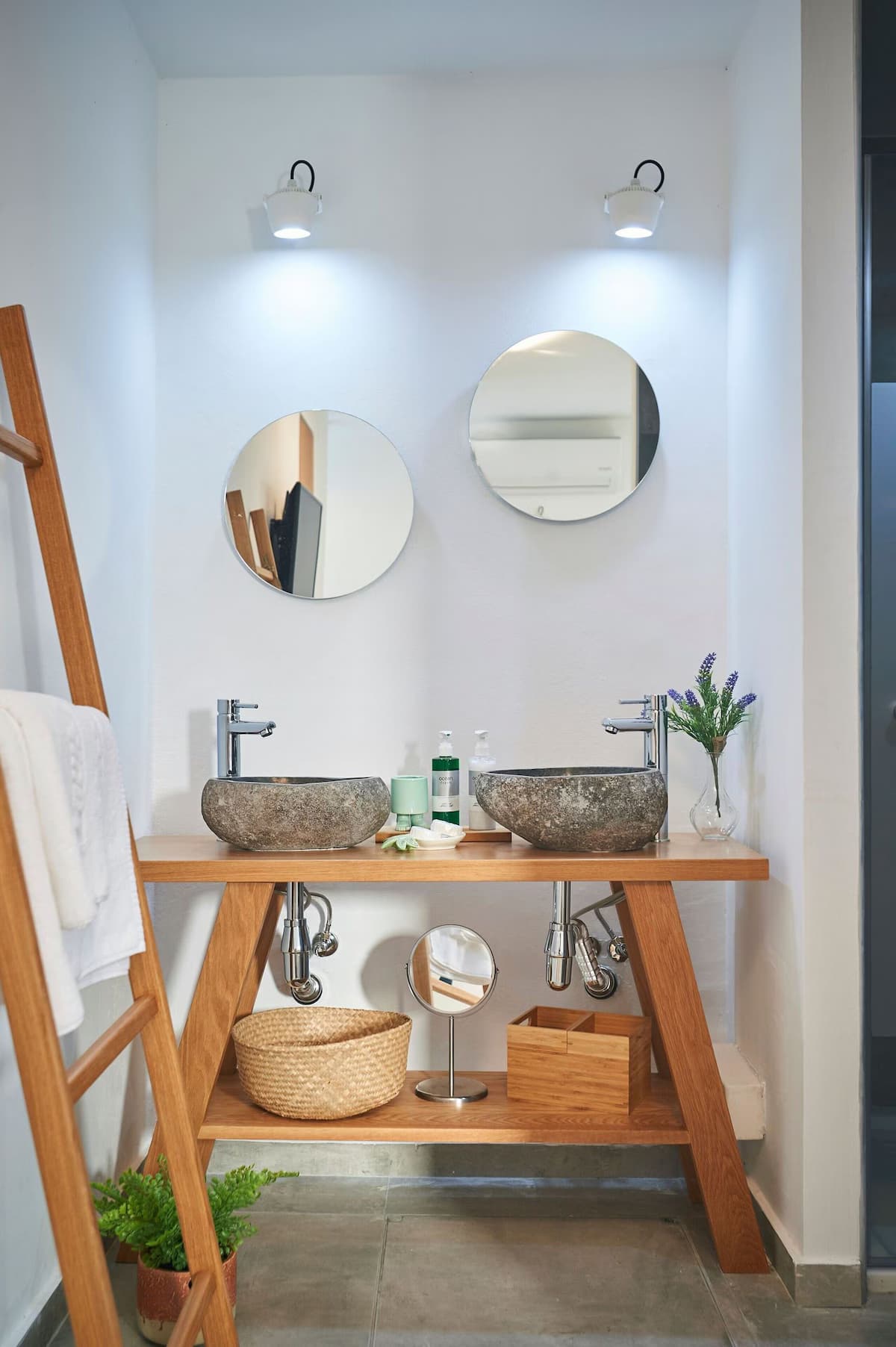 Luxusvilla in Protaras | Villa Najenda | 3 Schlafzimmer | Privater Außenpool | Möblierte Sonnenterrasse | Schattige, möblierte Terrasse | Privater Garten | Fig Tree Bay - Badezimmer