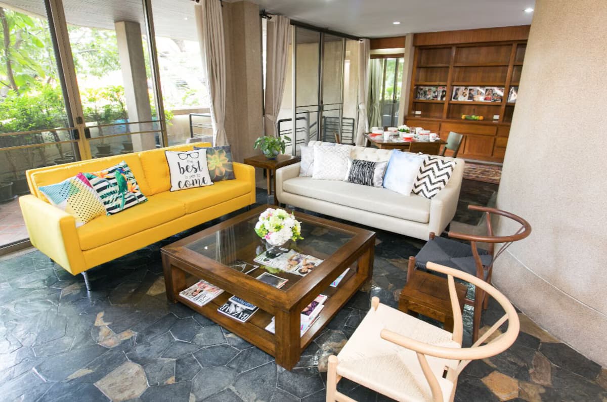Townhouse 5 Minuten zu Fuß zum MRT Central Bangkok - Wohnbereich