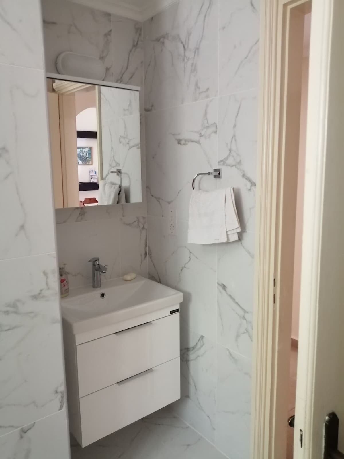 Einstöckige Villa in Kamares Village, Tala, Paphos mit privatem Pool - Badezimmer