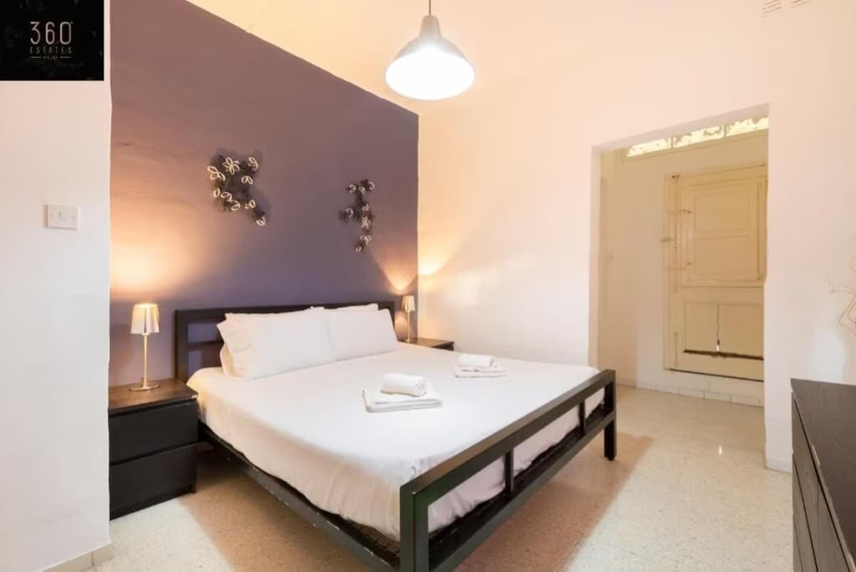 Geräumige Villa mit privatem Pool und Grill in St'Pauls von 360 Estates - Schlafzimmer