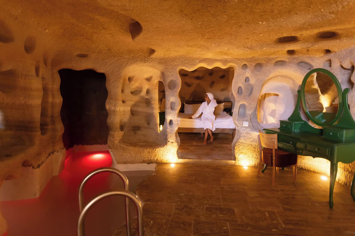 Premium Cave with Private Underground Mystic Water Pool 204 - Schlafzimmer
