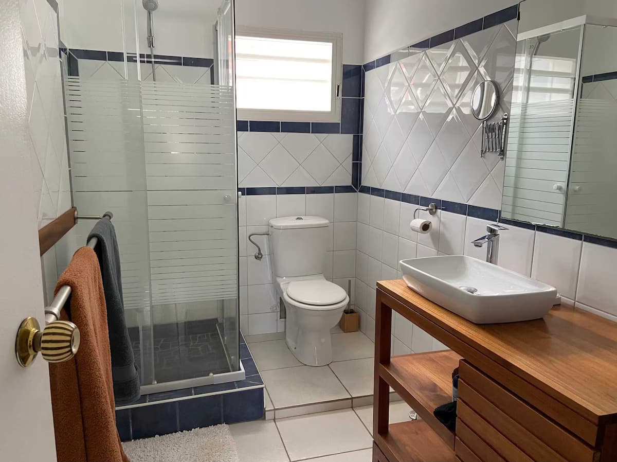 Homerez - Villa SAJ, 150m vom Strand St. Jean - Badezimmer
