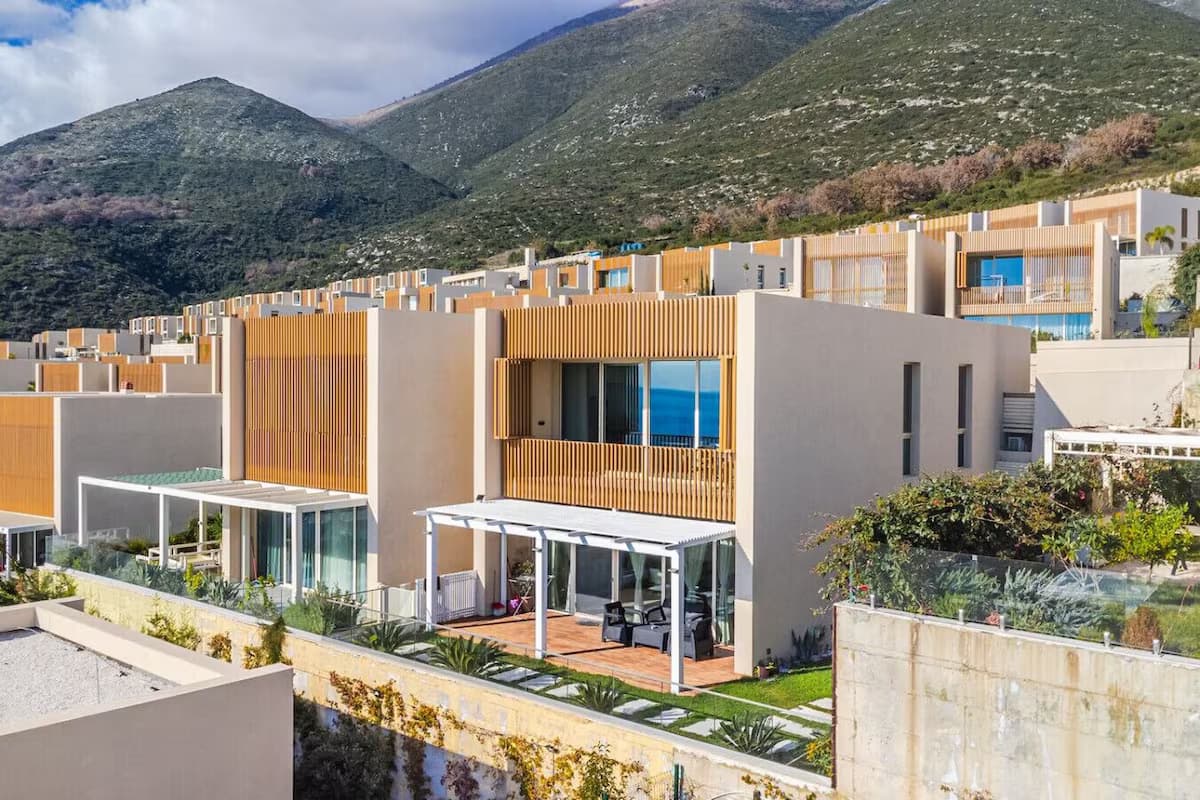 Sunny Coastal Getaway | Green Coast - Außenbereich