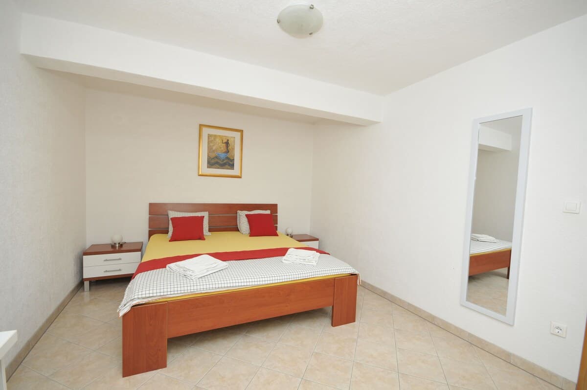 Ferienwohnungen familienfreundlich am Meer Okrug Gornji Trogir Split - Schlafzimmer